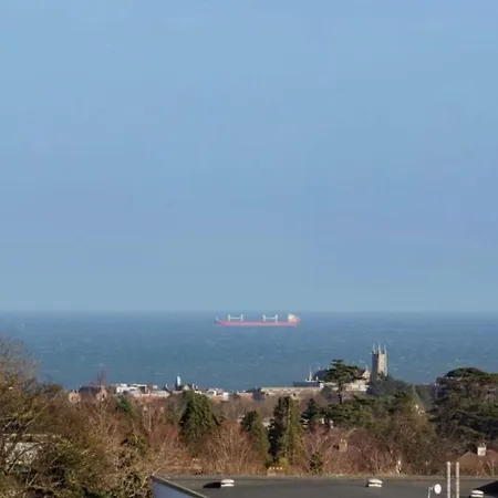 Luxury Seaview In Dublin